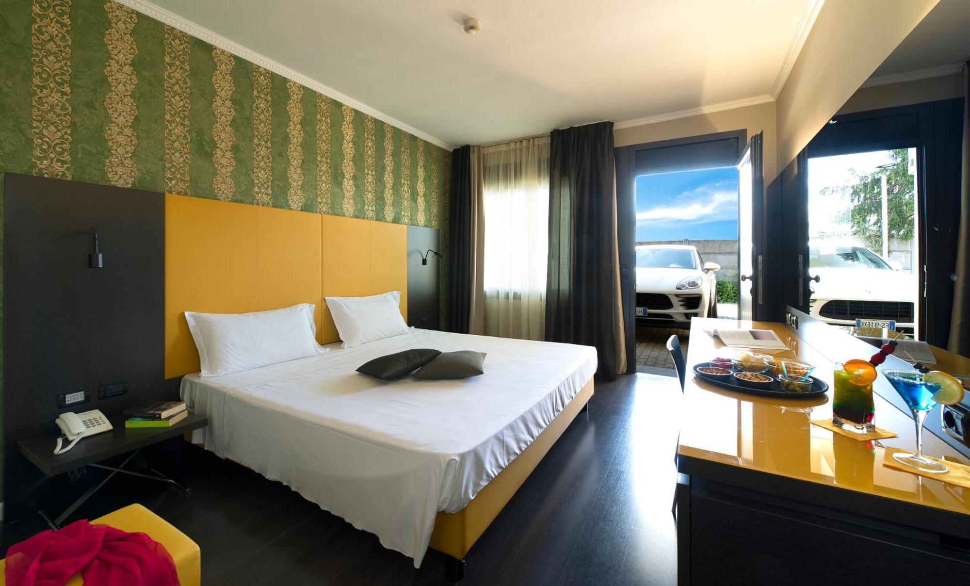 Budget Double Room,1274518828:JPEG